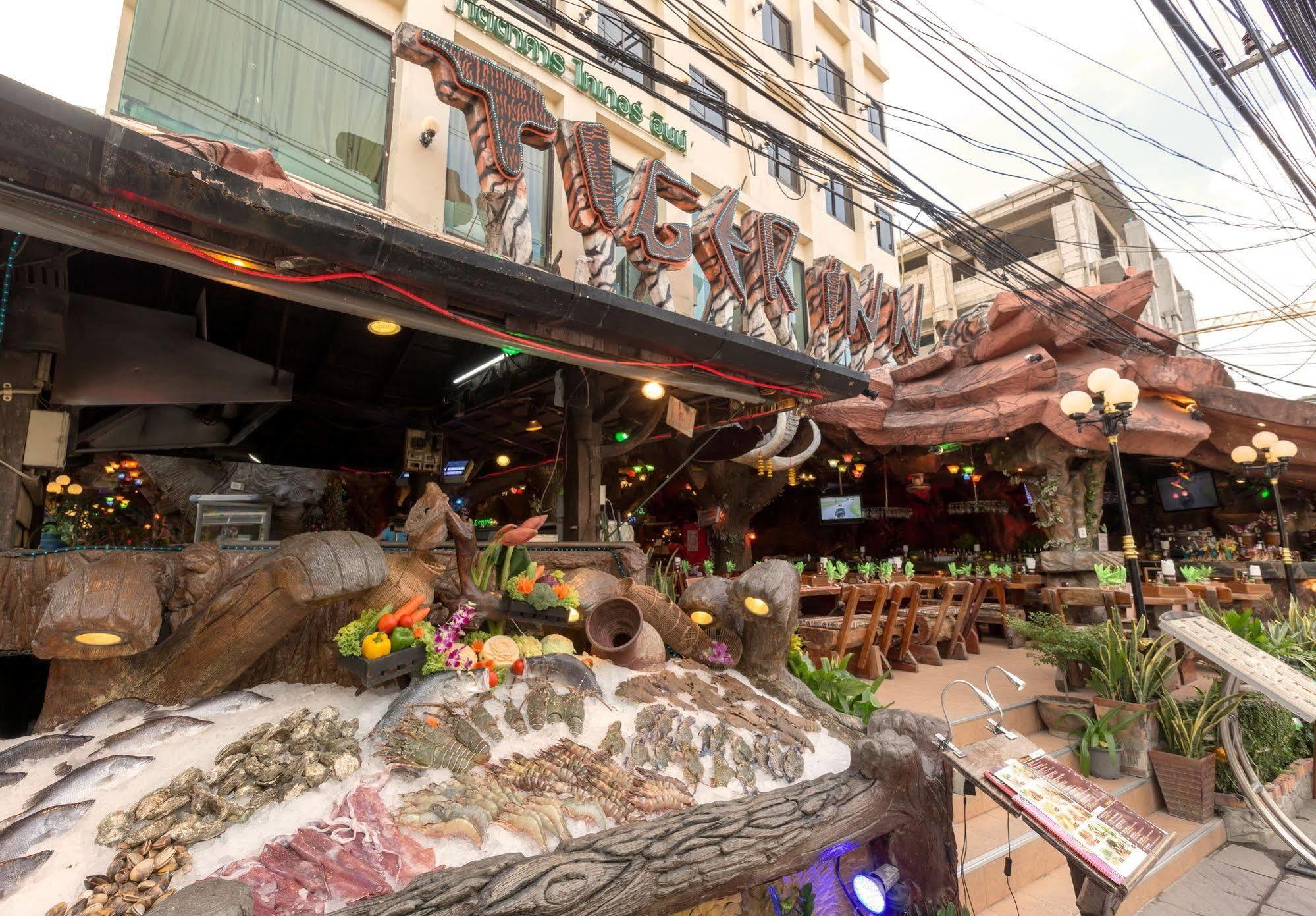 Tiger Inn Patong Exteriér fotografie